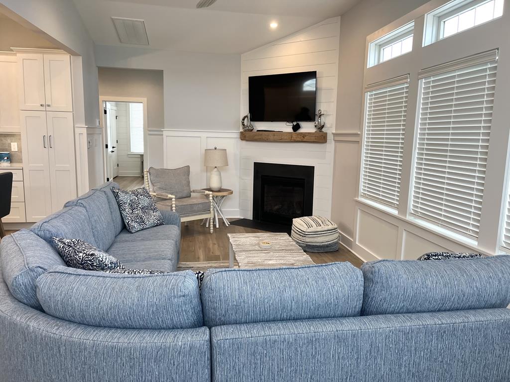 2 W Kirkland Avenue (55th St), Brant Beach (Bay Side)