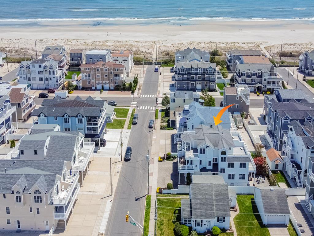 28 53rd Street | Photo 3