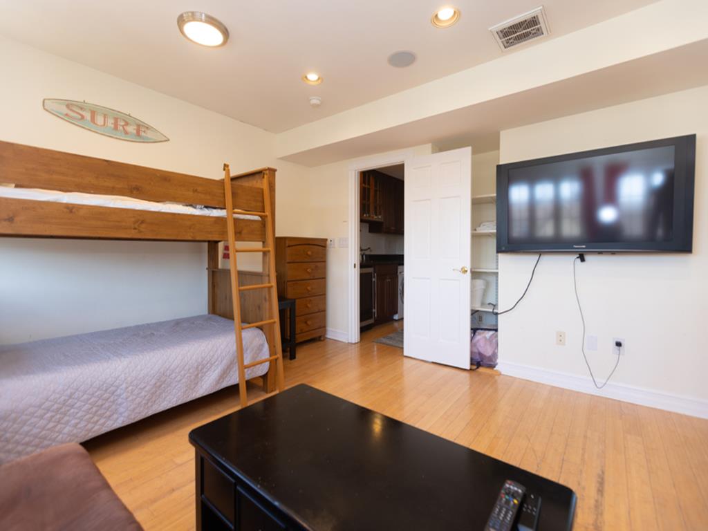 824 Stockton Ave | Photo 29