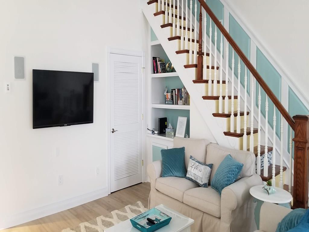 824 Stockton Ave | Photo 8