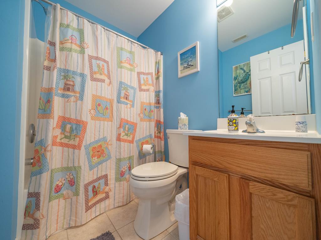 220 40th Street East 6