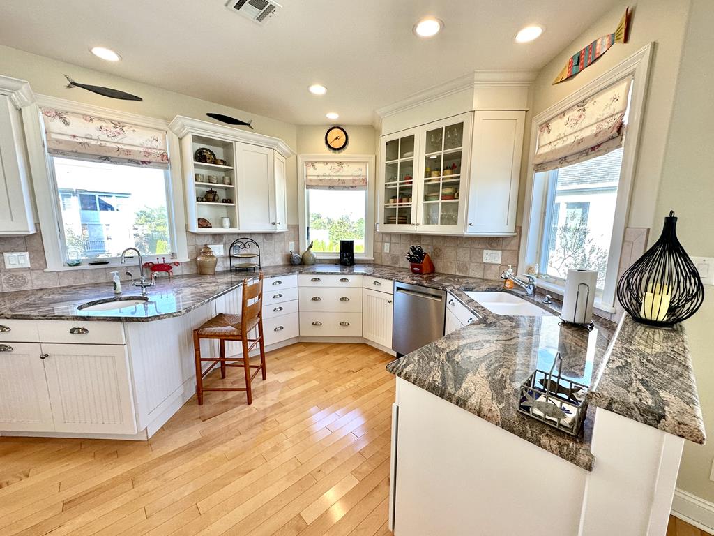 1625 New York Ave - 5 Bedrooms - 4 Baths | Photo 27