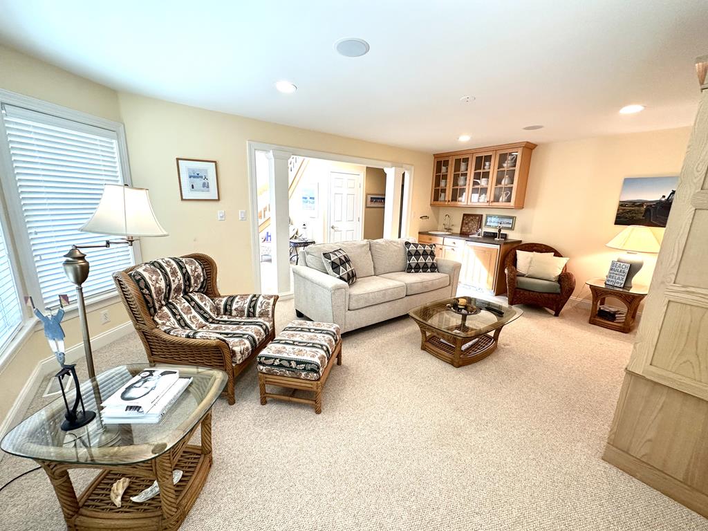 1625 New York Ave - 5 Bedrooms - 4 Baths | Photo 6