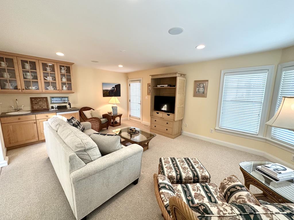 1625 New York Ave - 5 Bedrooms - 4 Baths | Photo 7