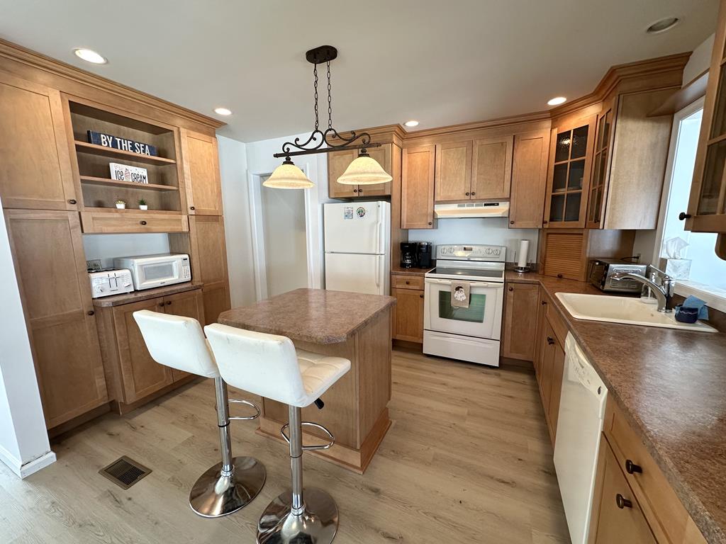 309 Nantucket Drive | Photo 10