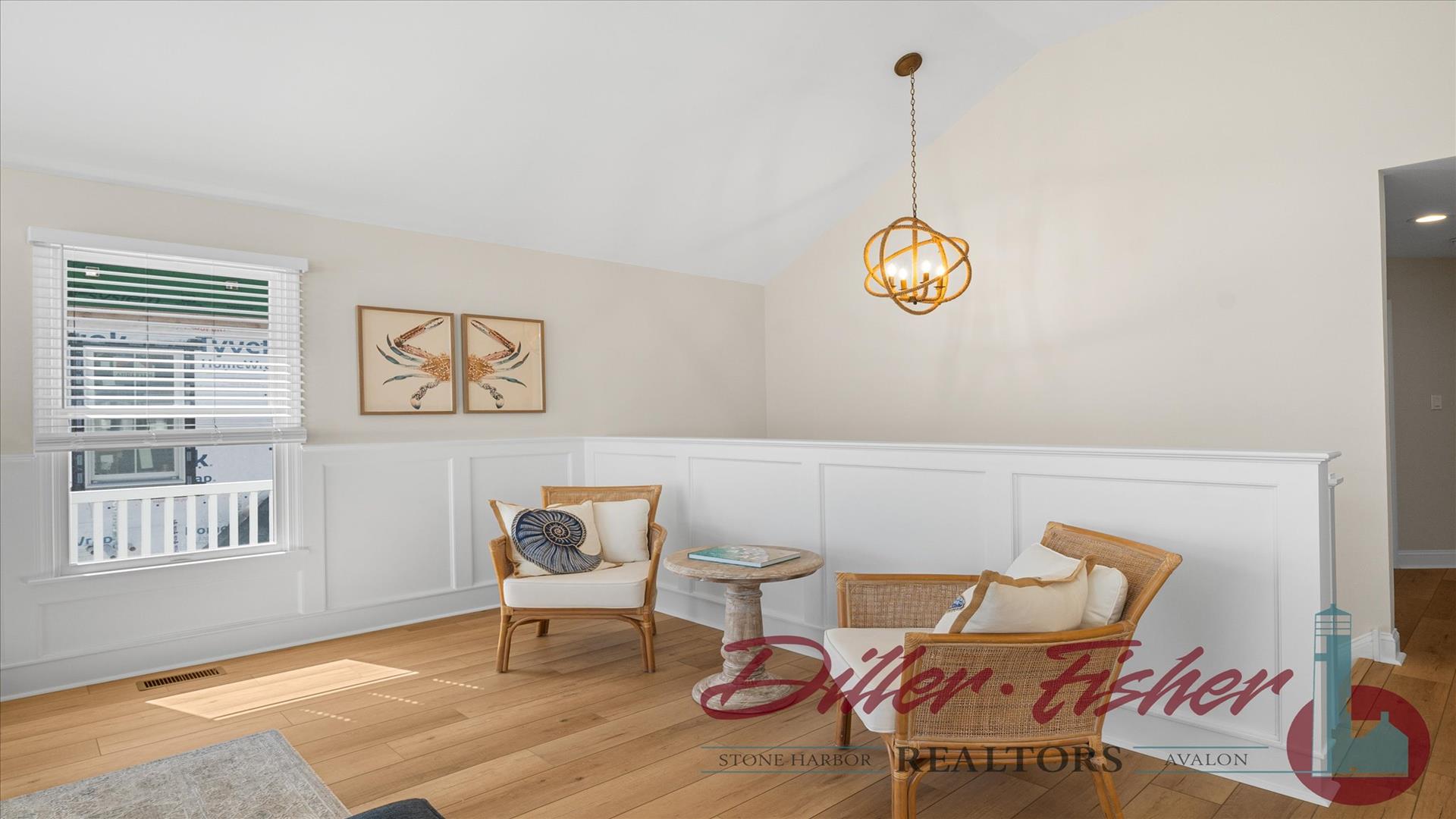 56 West 24th street, Avalon (2 Blocks to Beach)