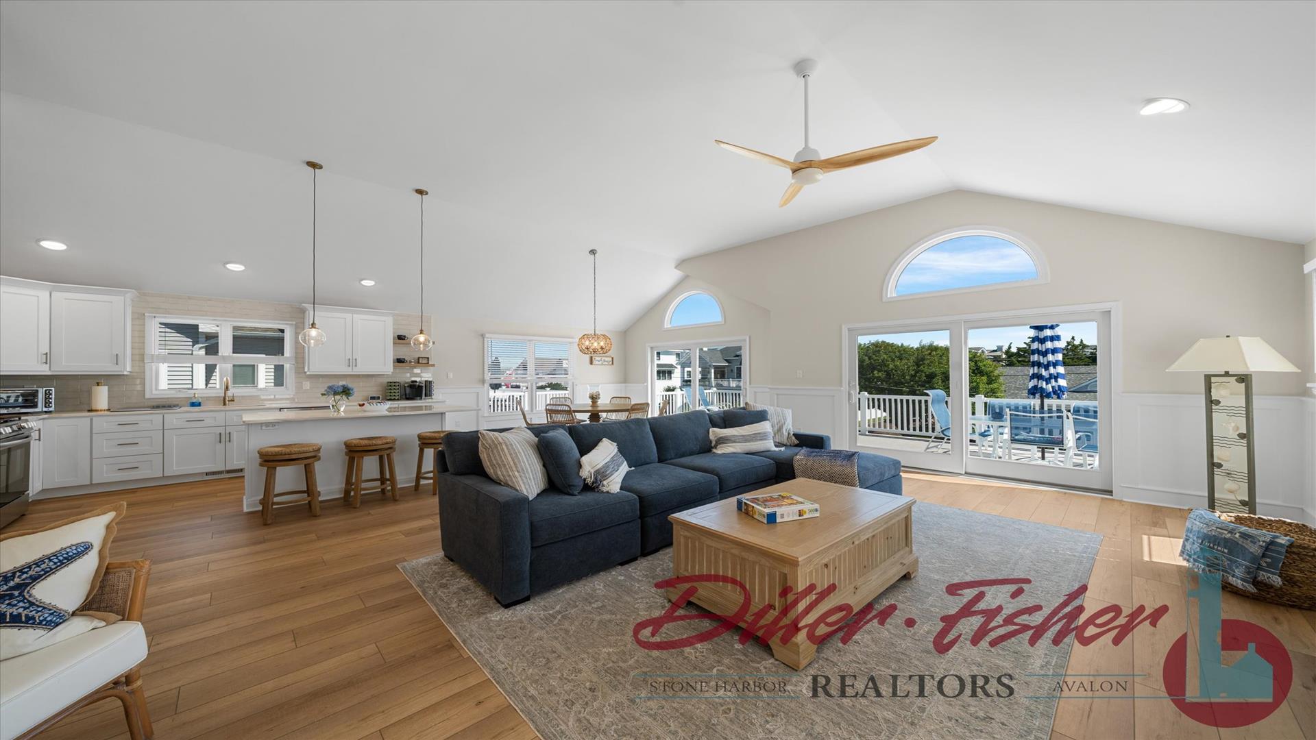 56 West 24th street, Avalon (2 Blocks to Beach)