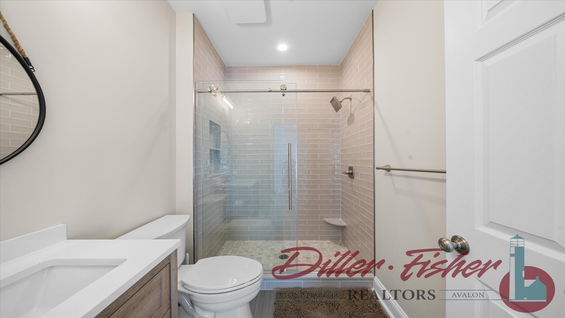 56 West 24th street, Avalon (2 Blocks to Beach)