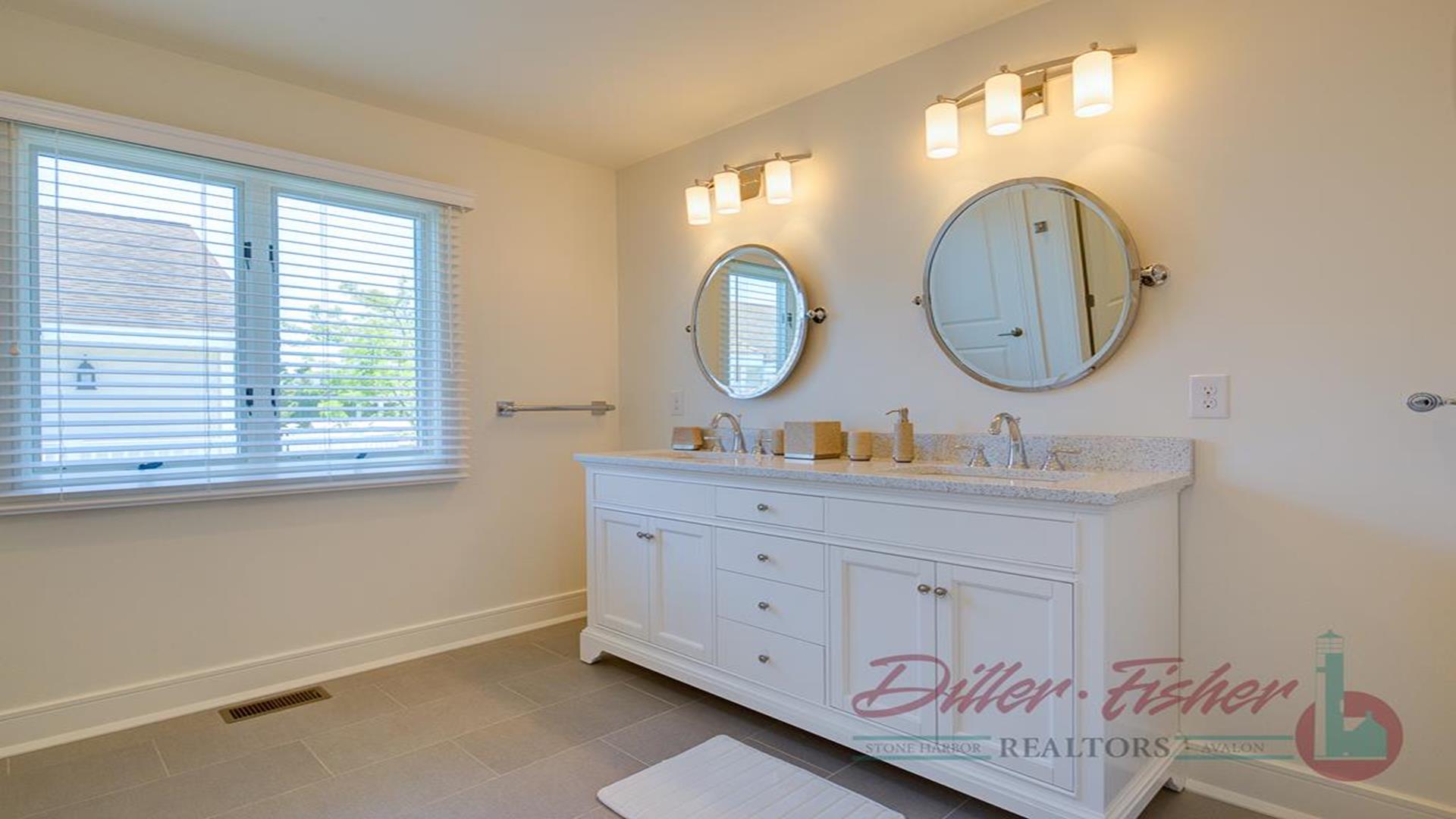 190 74th street, Avalon (Beach Block)