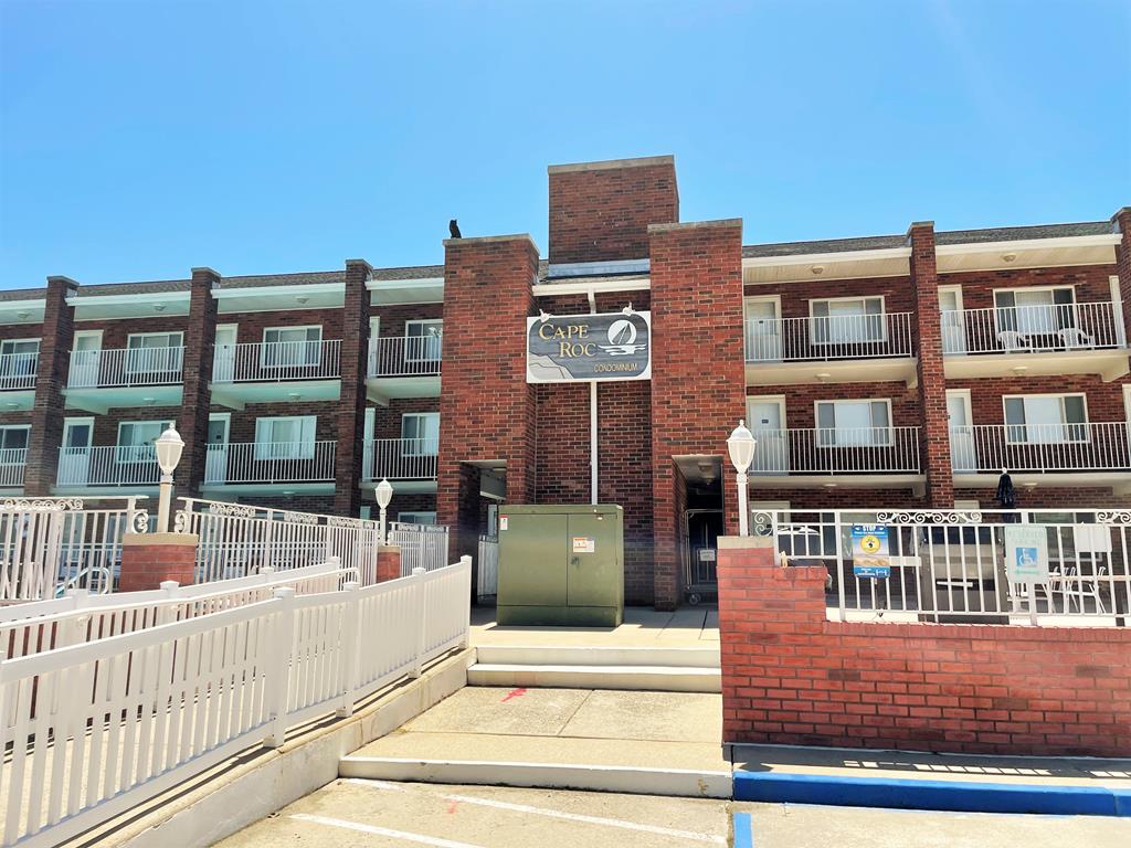 Coastal Retreat - Cape Roc | Photo 3