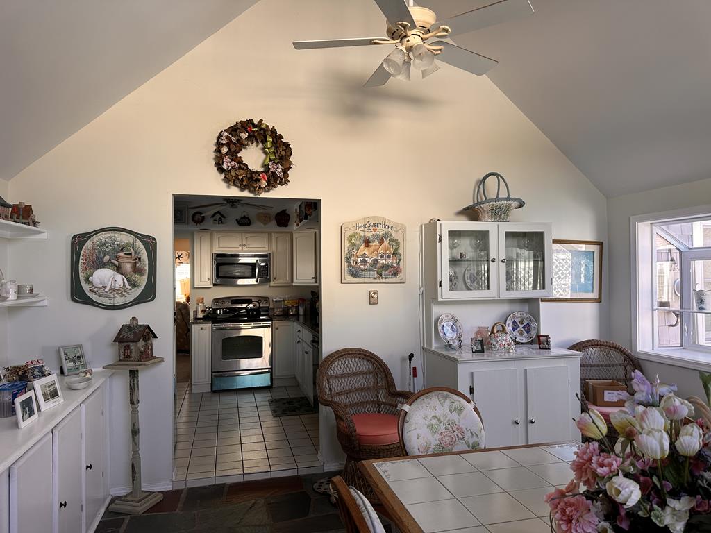 18 E. Mississippi Avenue, Haven Beach (Ocean Side)