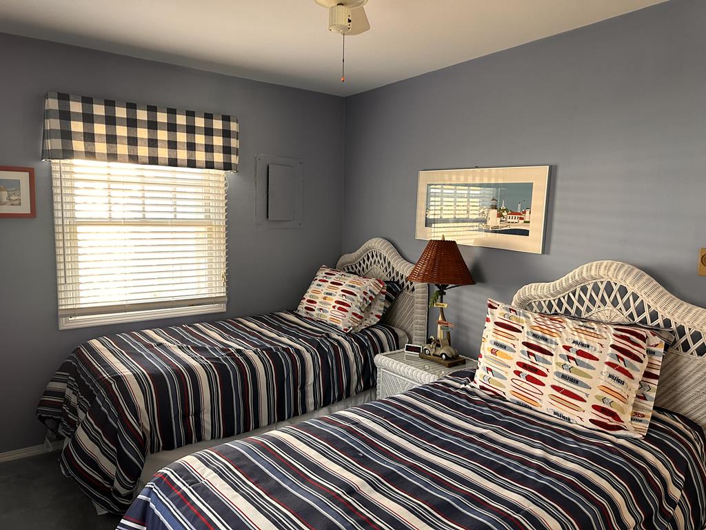 18 E. Mississippi Avenue, Haven Beach (Ocean Side)