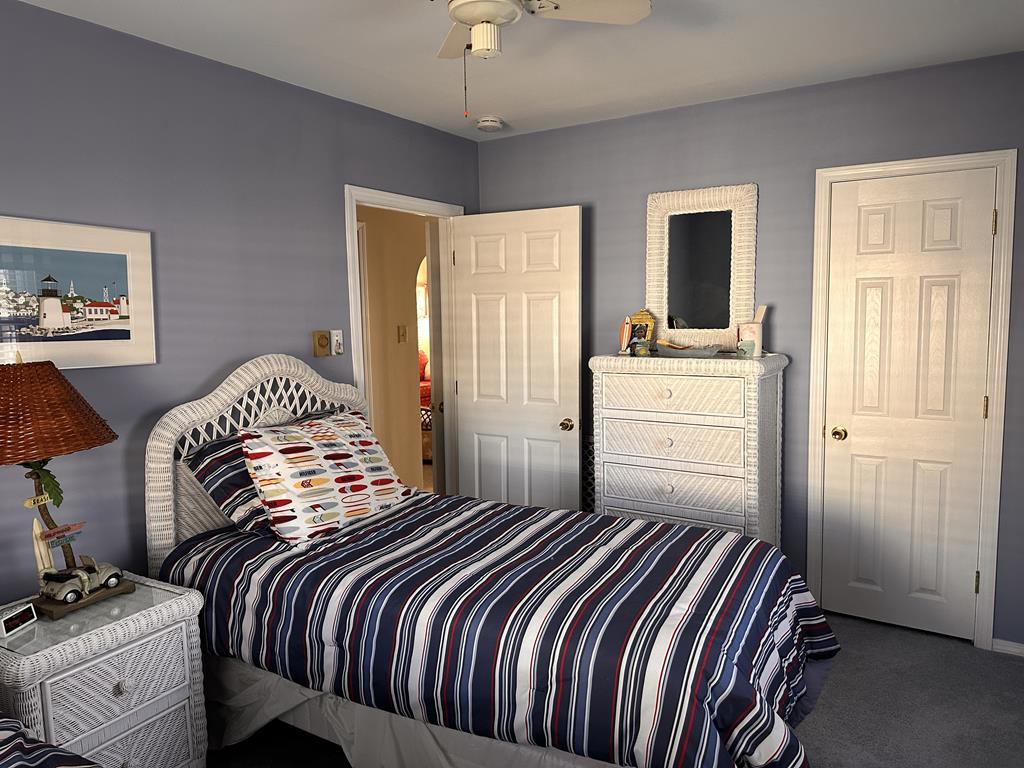 18 E. Mississippi Avenue, Haven Beach (Ocean Side)