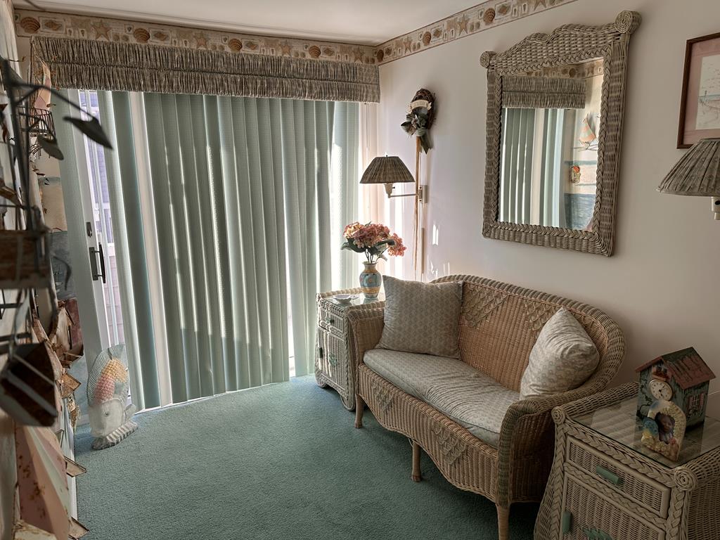 18 E. Mississippi Avenue, Haven Beach (Ocean Side)