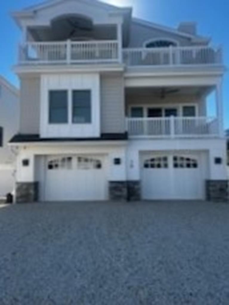 16 W Roosevelt Avenue. - ALARM, Holgate