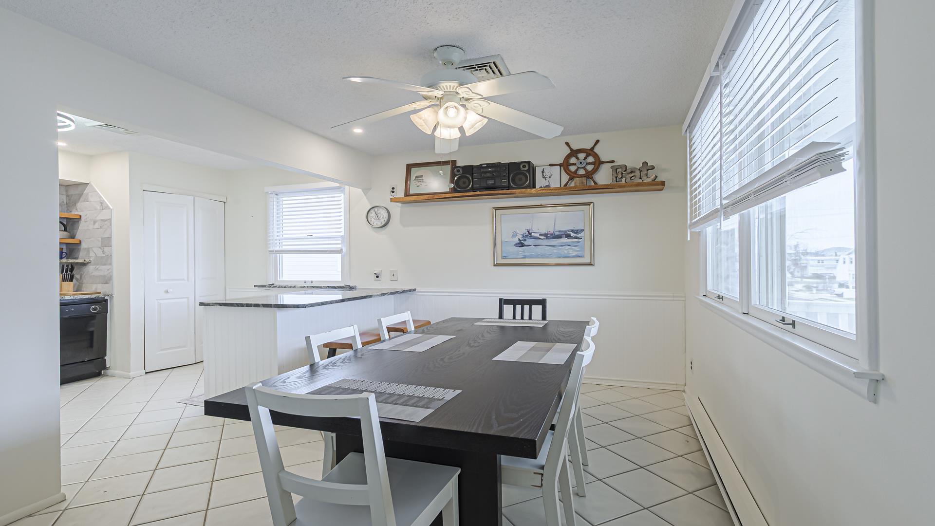 330 41st ST, Brigantine (South End)