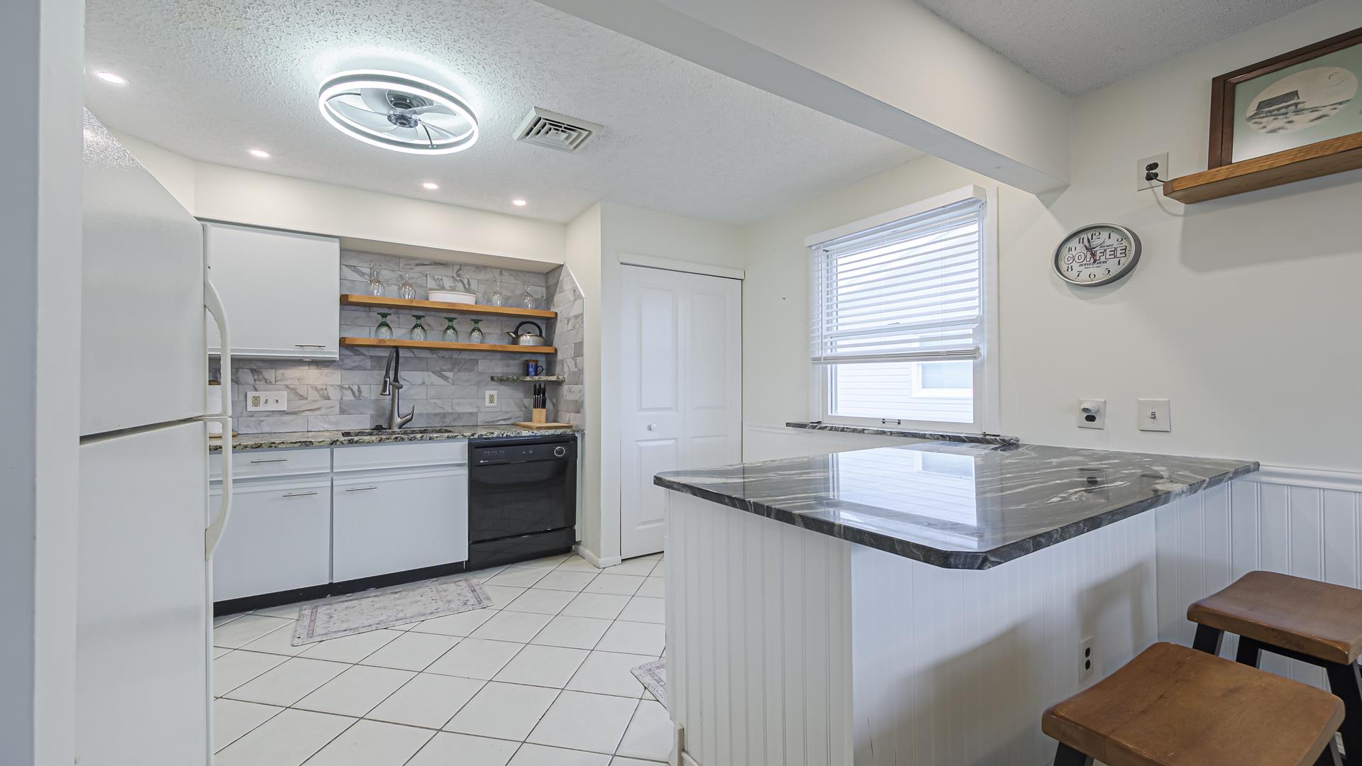 330 41st ST, Brigantine (South End)