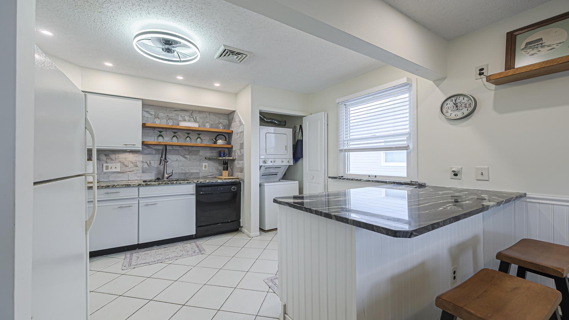 330 41st ST, Brigantine (South End)