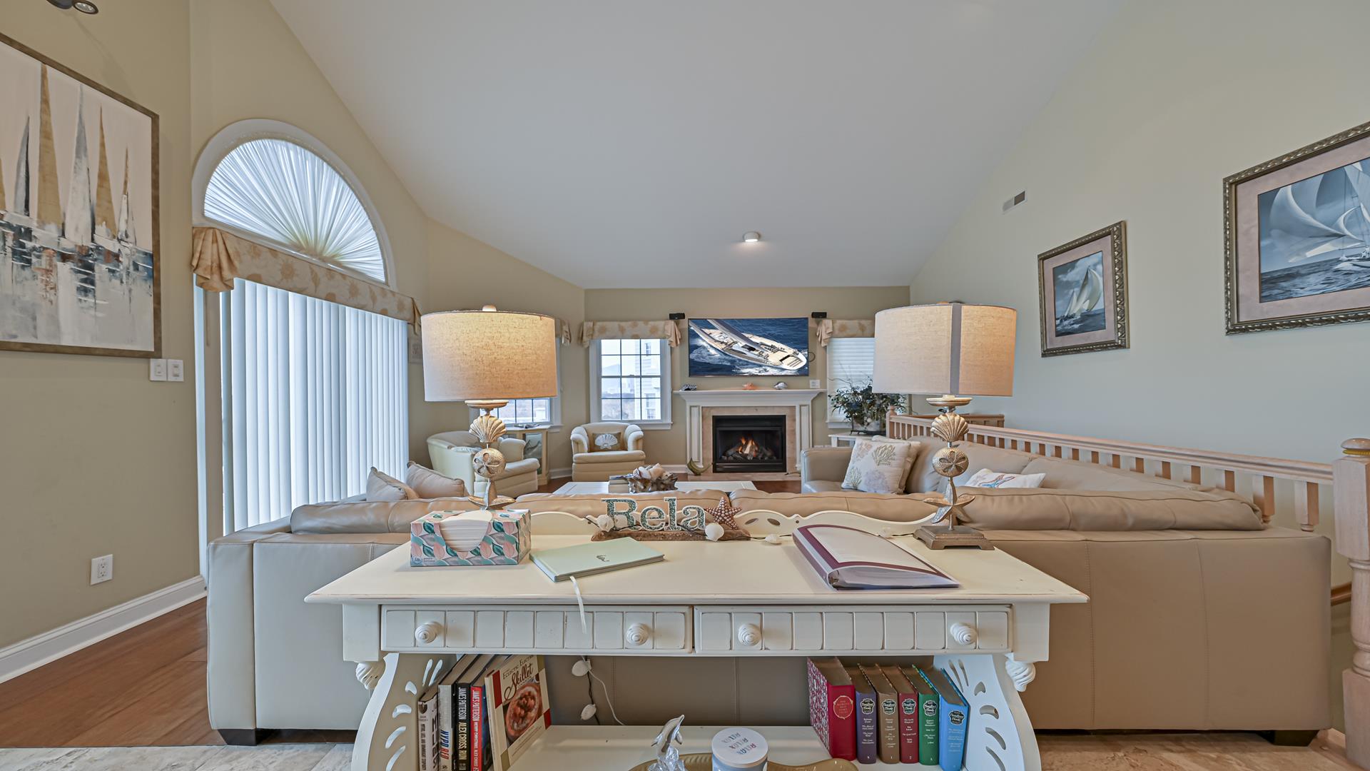 306 Dolphin Dr, Brigantine (Beach Block)