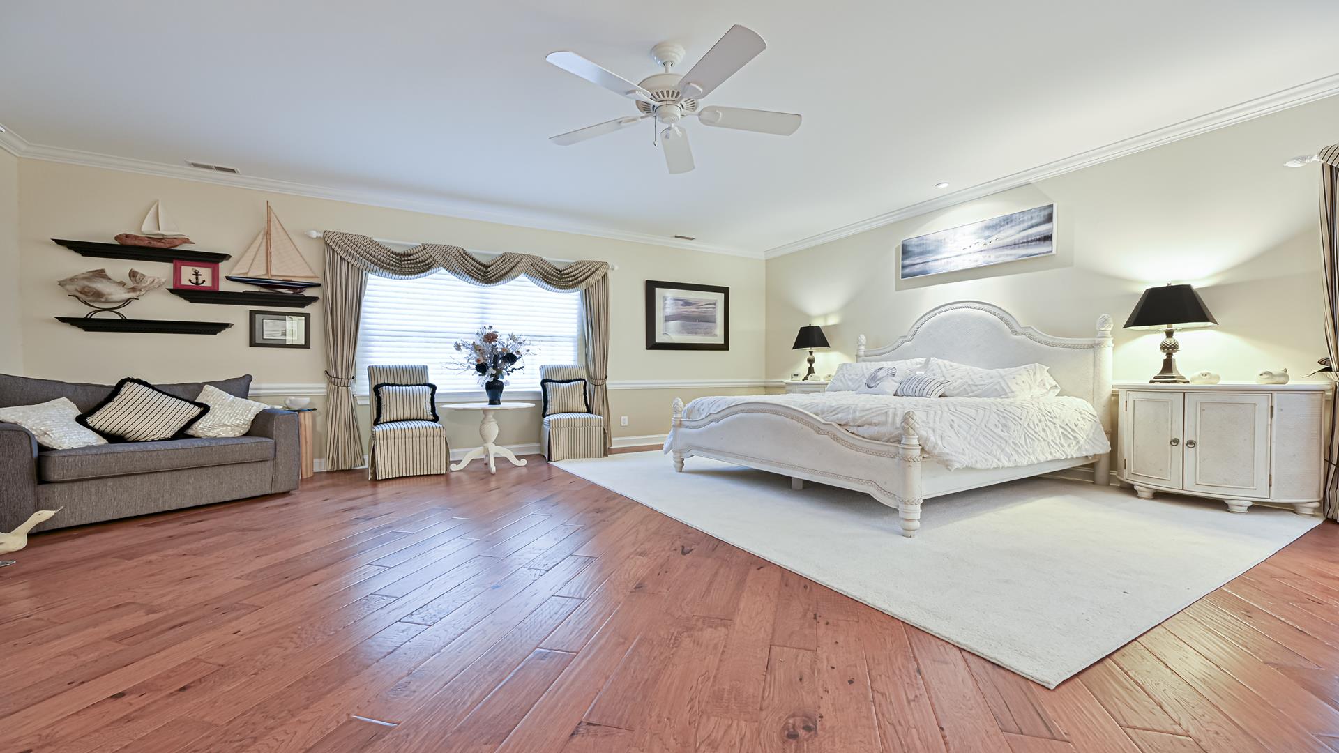 306 Dolphin Dr, Brigantine (Beach Block)