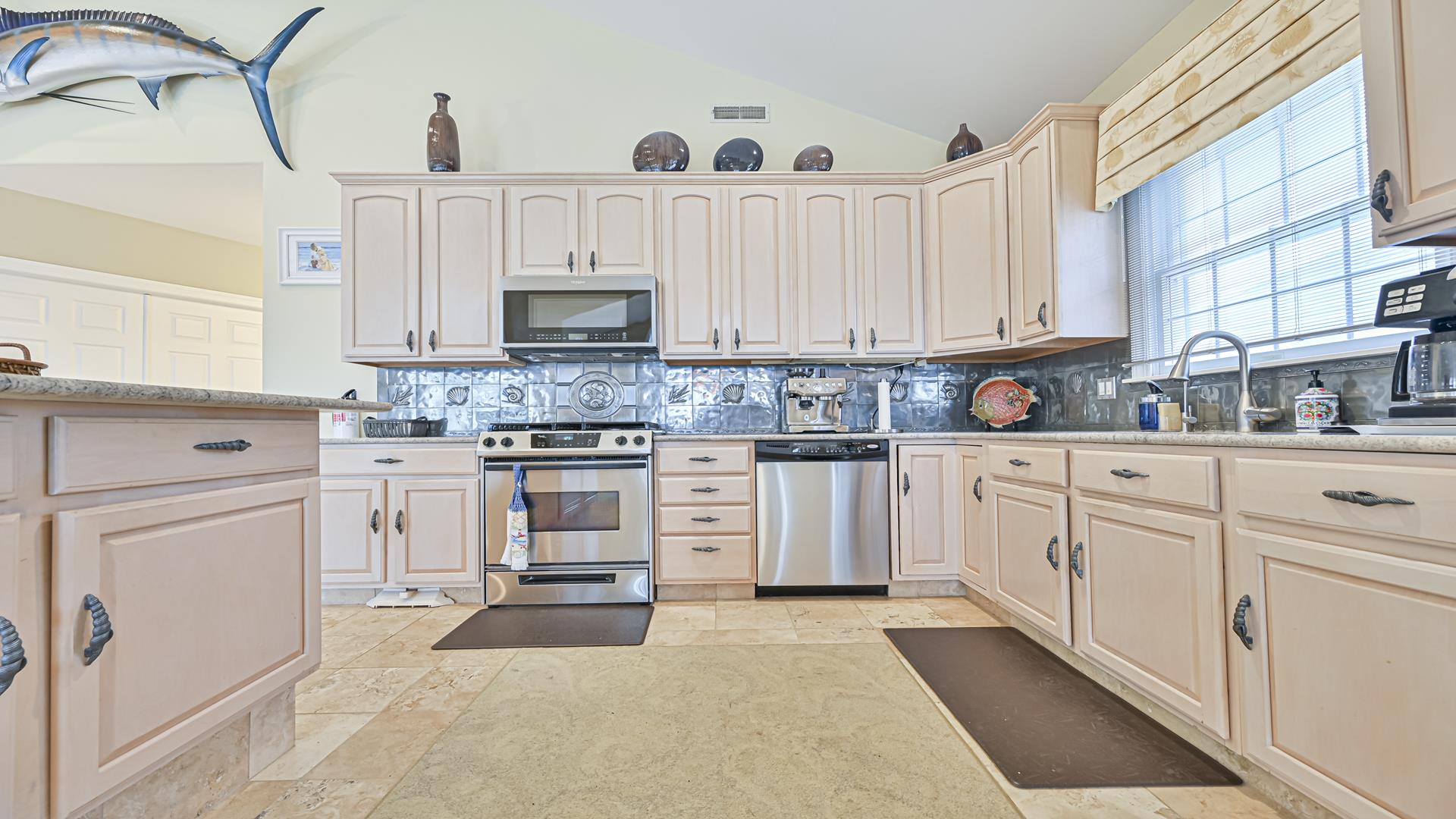 306 Dolphin Dr, Brigantine (Beach Block)