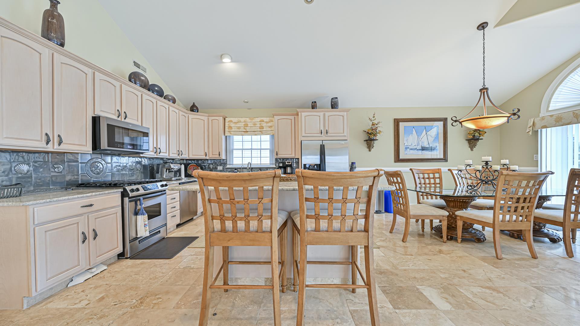 306 Dolphin Dr, Brigantine (Beach Block)