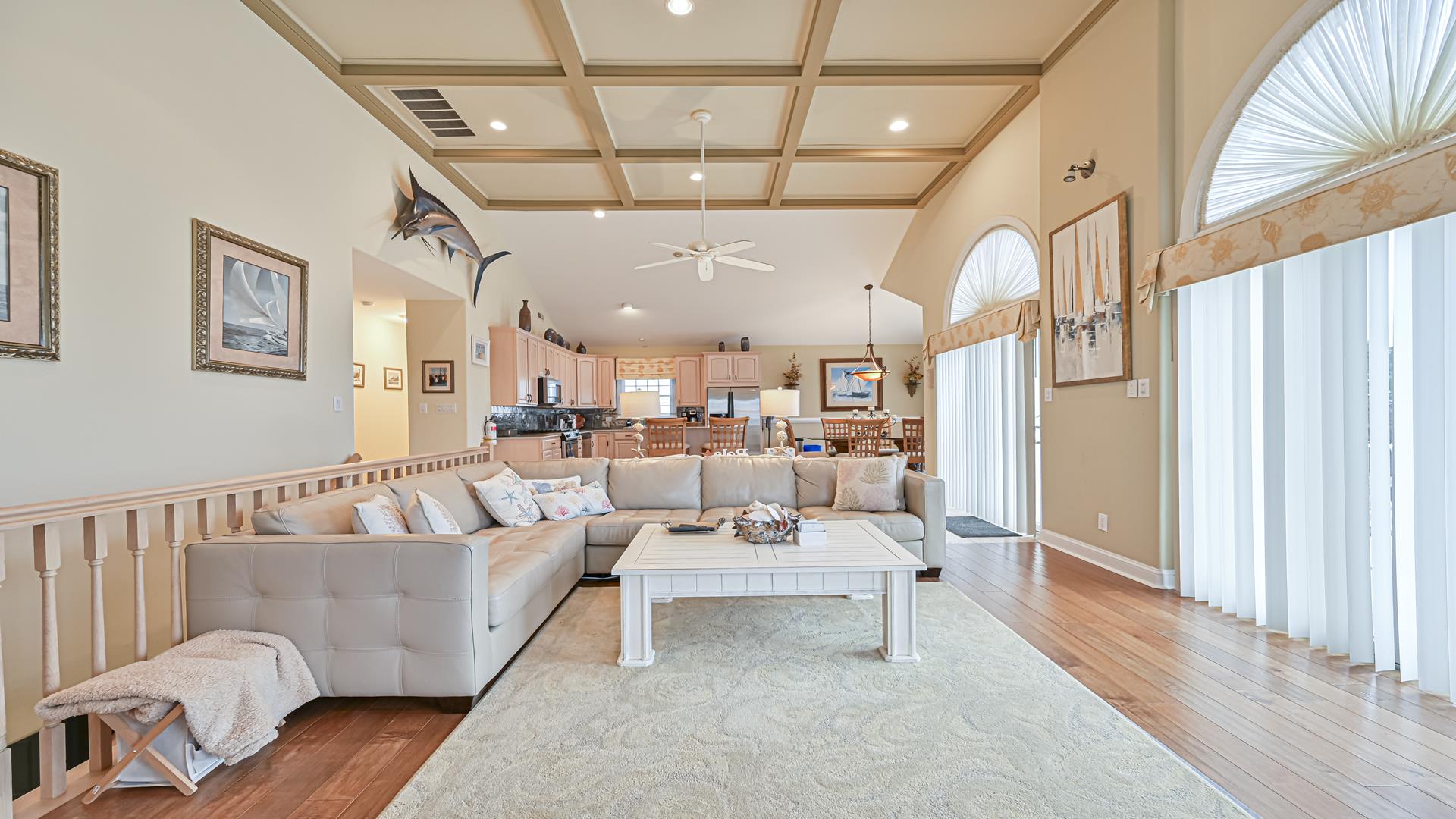 306 Dolphin Dr, Brigantine (Beach Block)