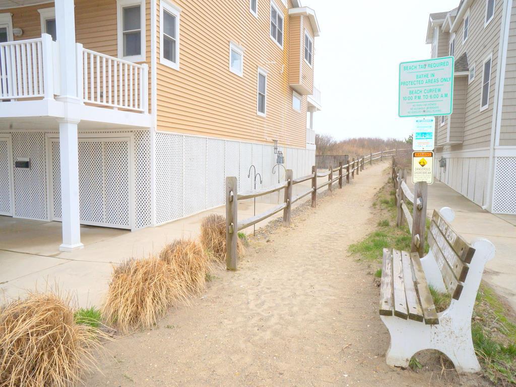 6419 Pleasure Avenue | Photo 3