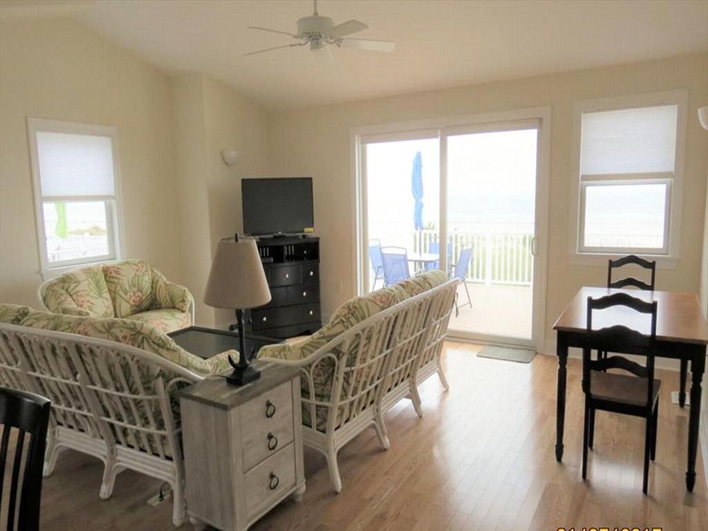 6601 Pleasure Avenue | Photo 4