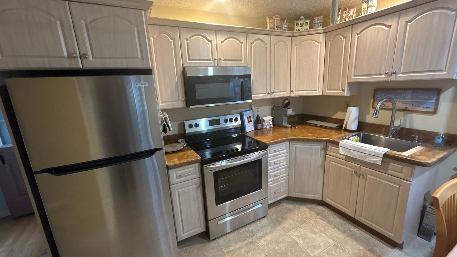 116 East Monterey Avenue, Wildwood Crest (Wildwood Crest Beach Side)