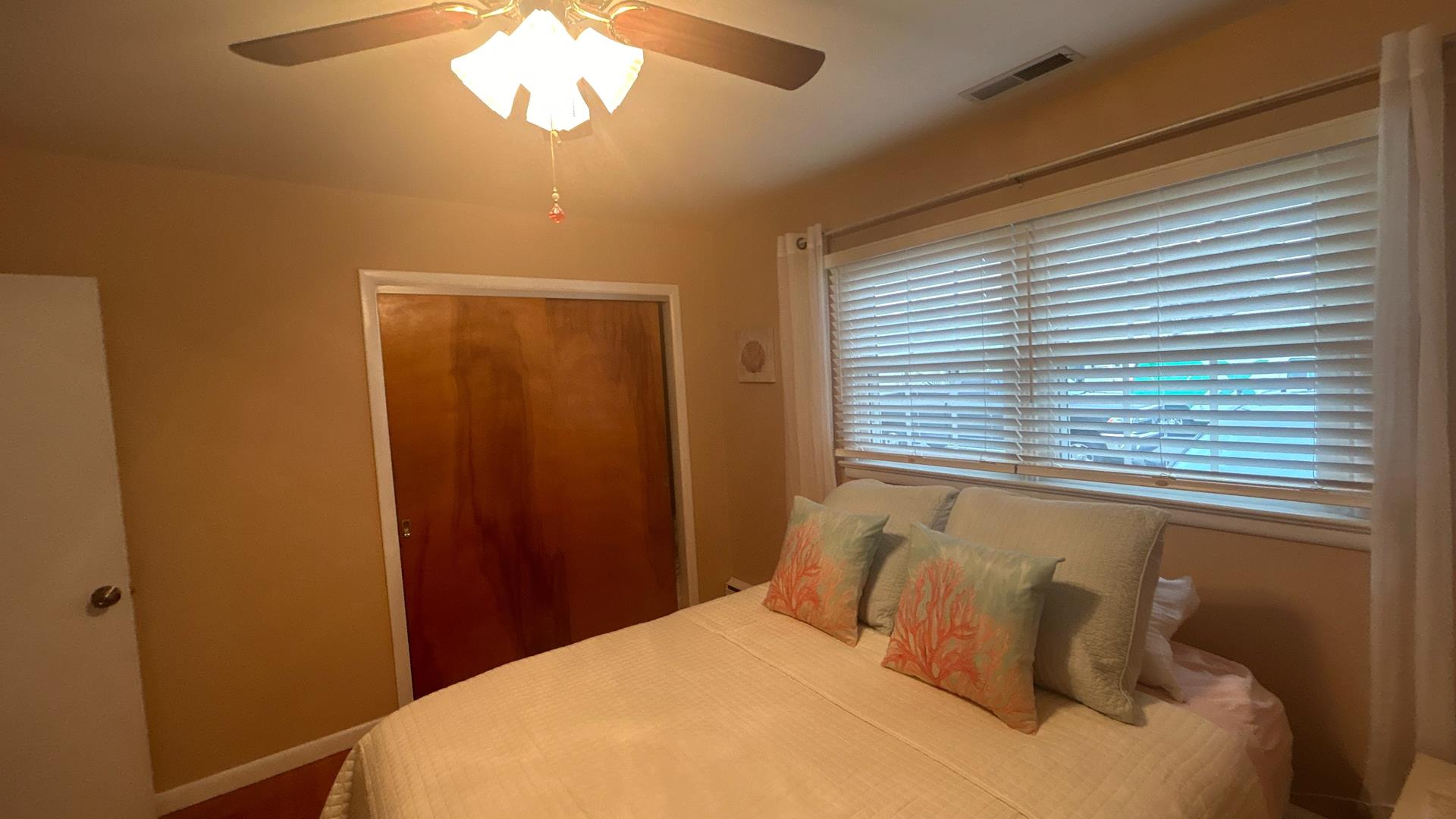 116 East Monterey Avenue, Wildwood Crest (Wildwood Crest Beach Side)