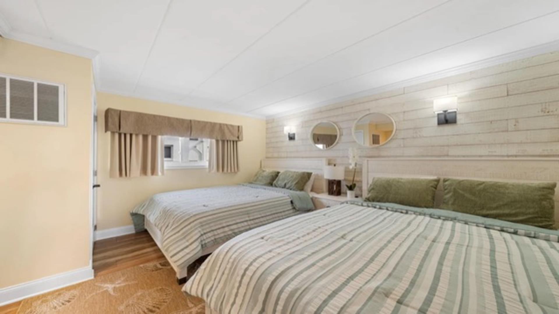 7888 Dune Drive, Avalon (Mid-Island)