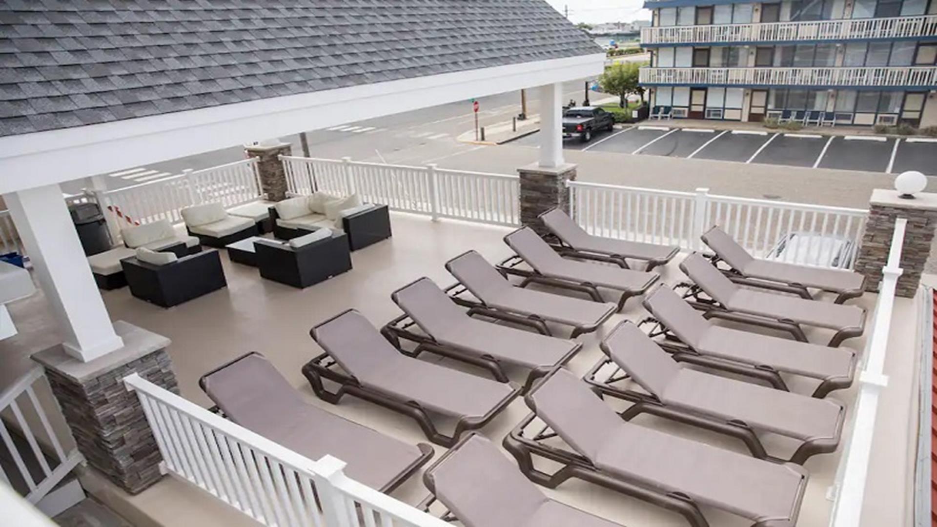 7888 Dune Drive, Avalon (Mid-Island)