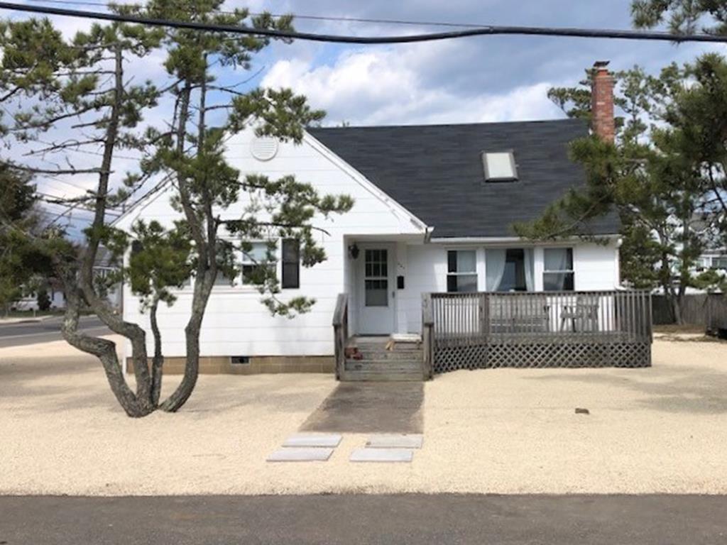 227 Essex Avenue, Beach Haven