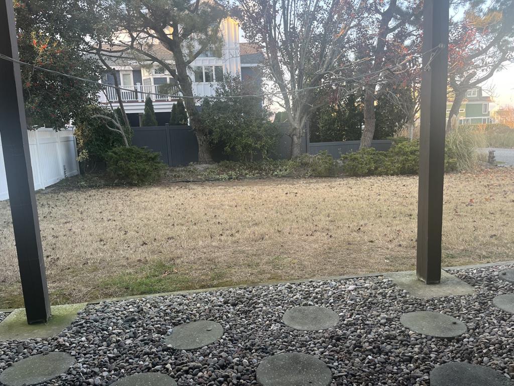 Water View, Lots of Space, 10 Blocks to CM Beach | Photo 35