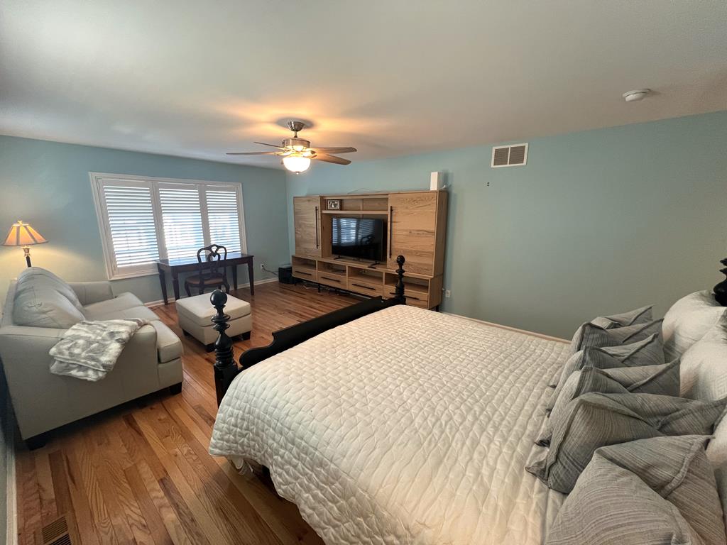 La Dolce Villa - 5 Bedroom Home with Heated Pool! | Photo 17