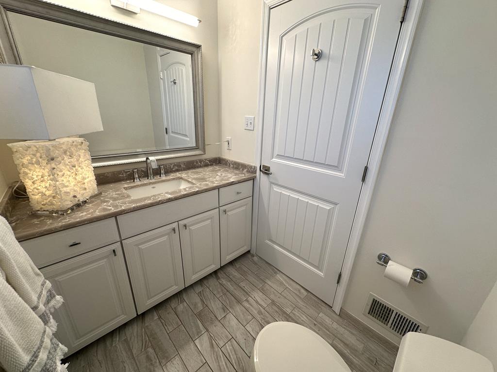 La Dolce Villa - 5 Bedroom Home with Heated Pool! | Photo 25