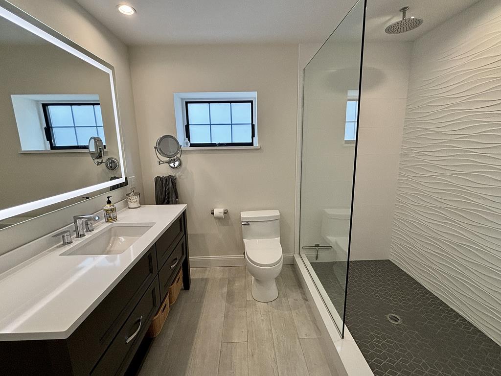 La Dolce Villa - 5 Bedroom Home with Heated Pool! | Photo 28