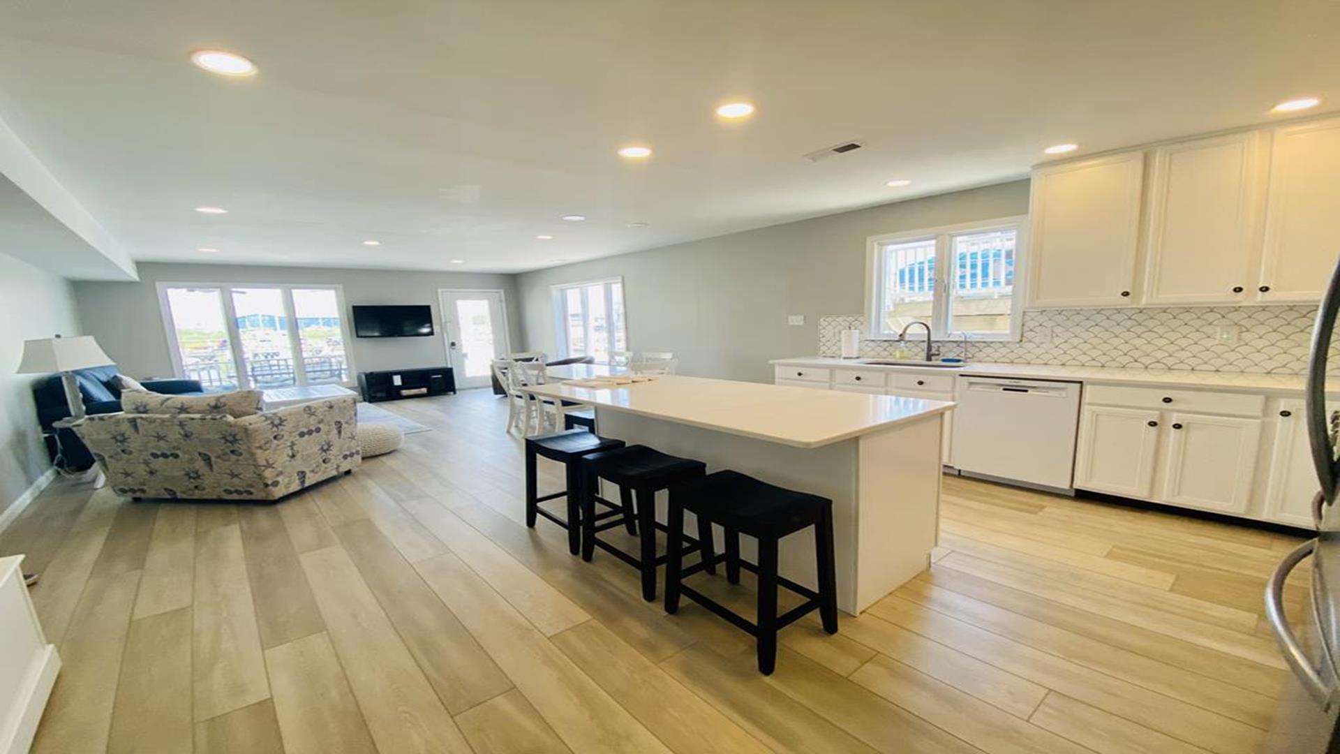 4436 Venicean Road, Sea Isle City (Bay Front)