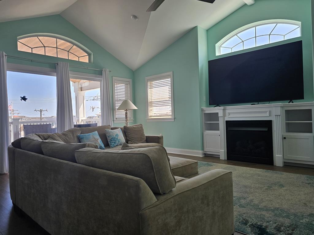 3908 Central Avenue - Picture 