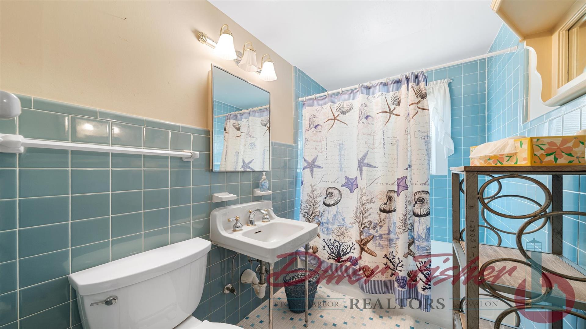 145 97th street, Stone Harbor (1 Block to Beach)