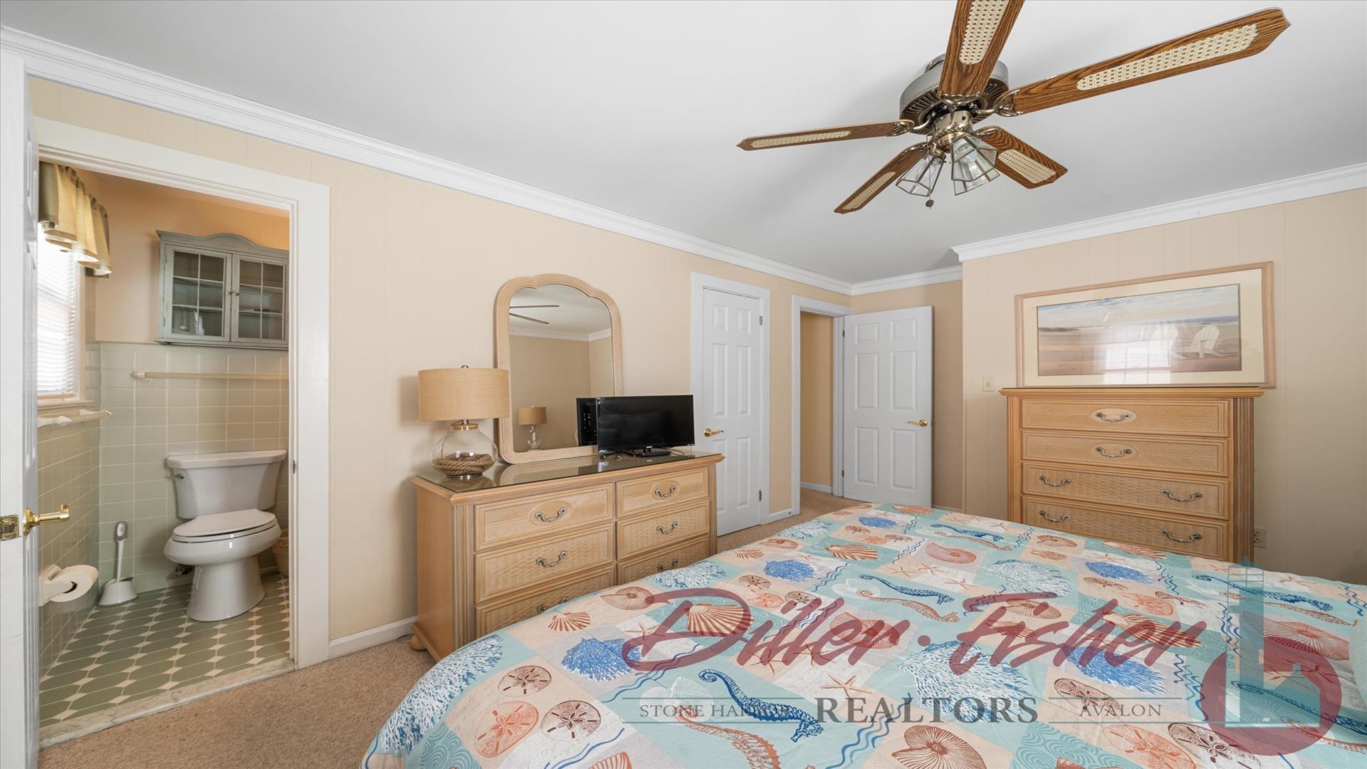 145 97th street, Stone Harbor (1 Block to Beach)