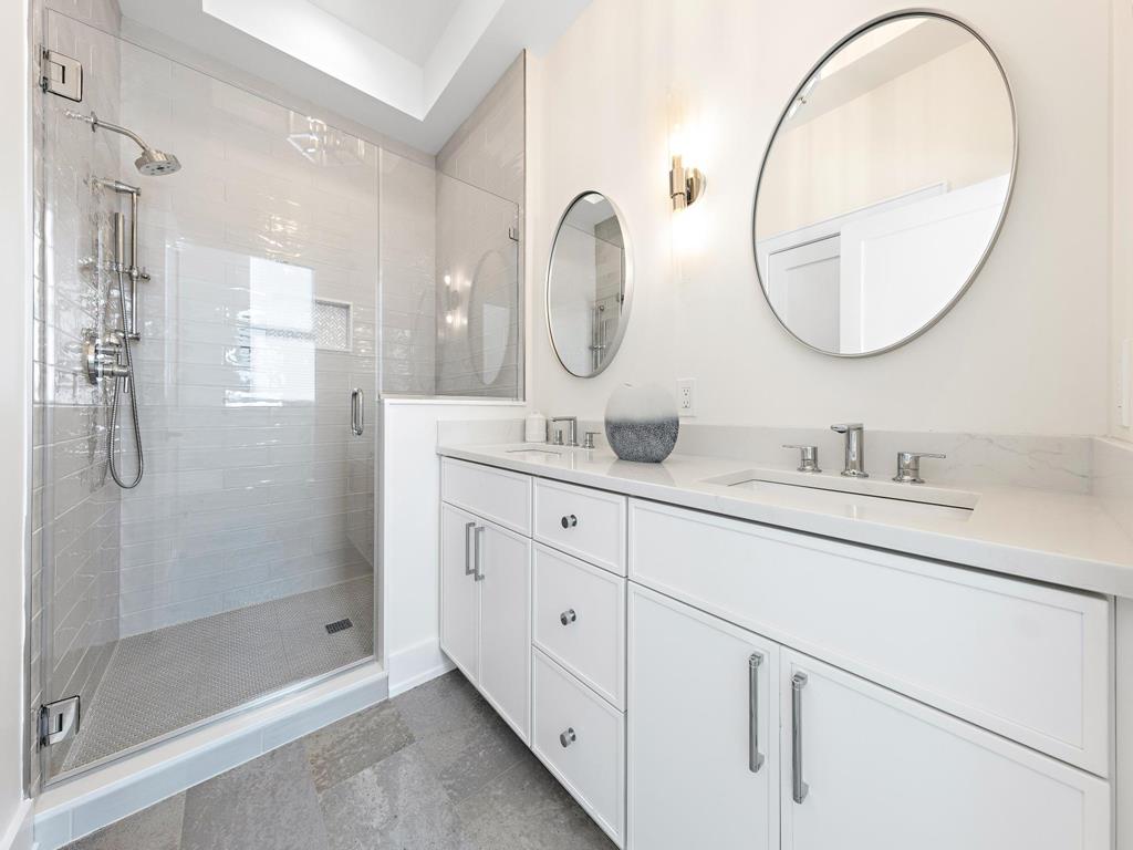 224 Sixth Street, Beach Haven (Ocean Side)