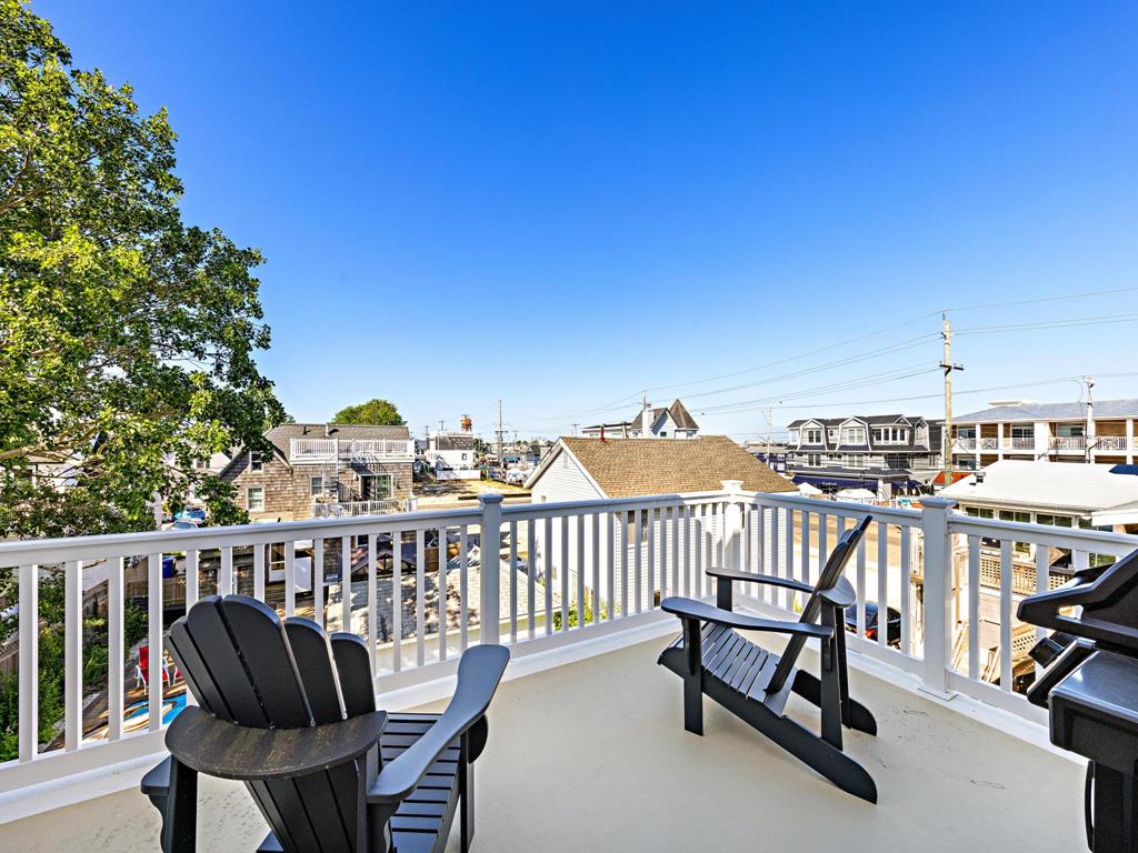 224 Sixth Street, Beach Haven (Ocean Side)