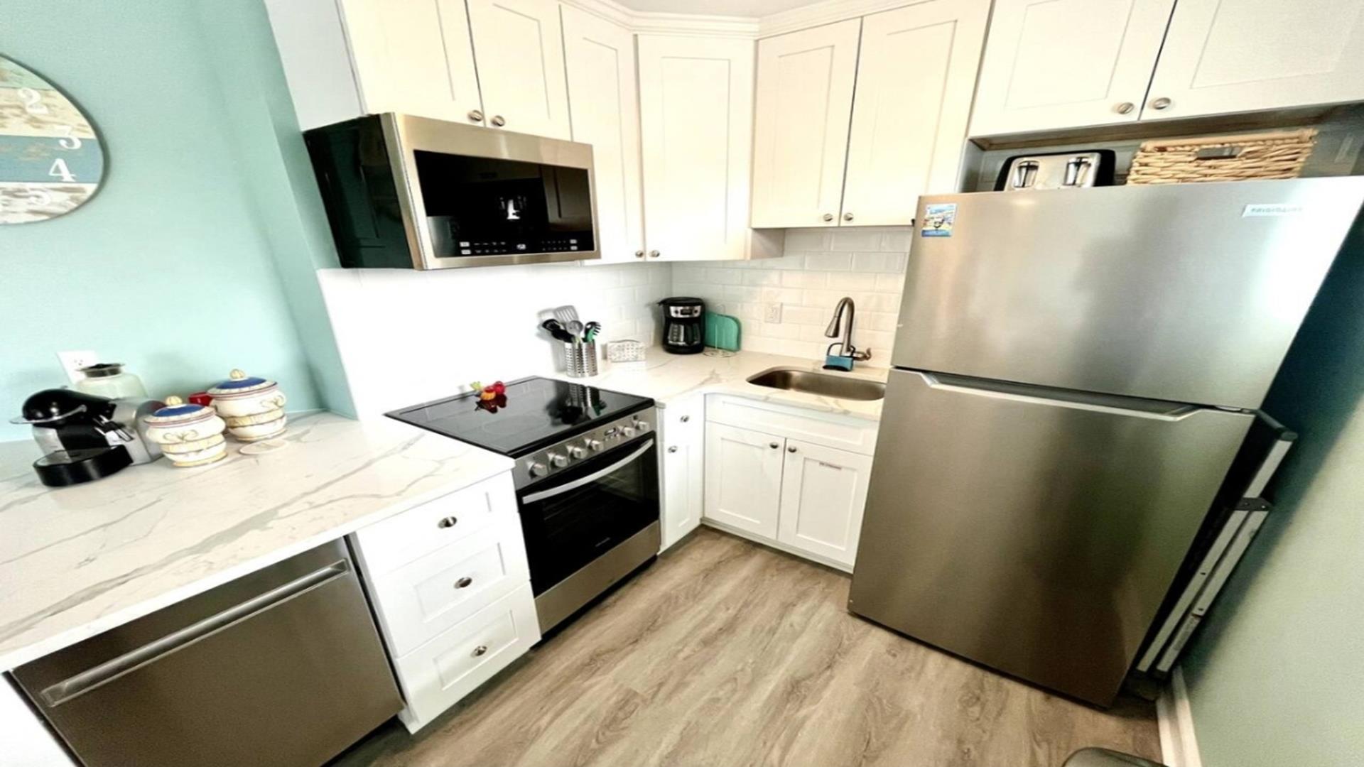 6109 Atlantic Avenue, Wildwood Crest (Wildwood Crest Beach Side)