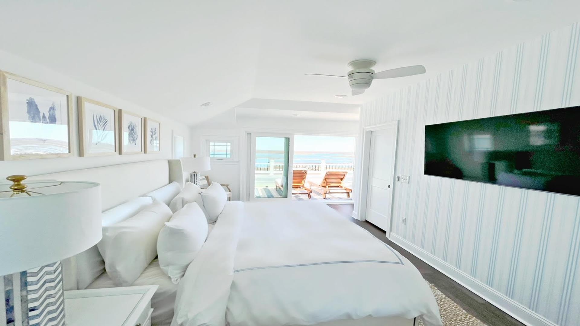 414 Old Avalon Boulevard, Avalon (All Locations)