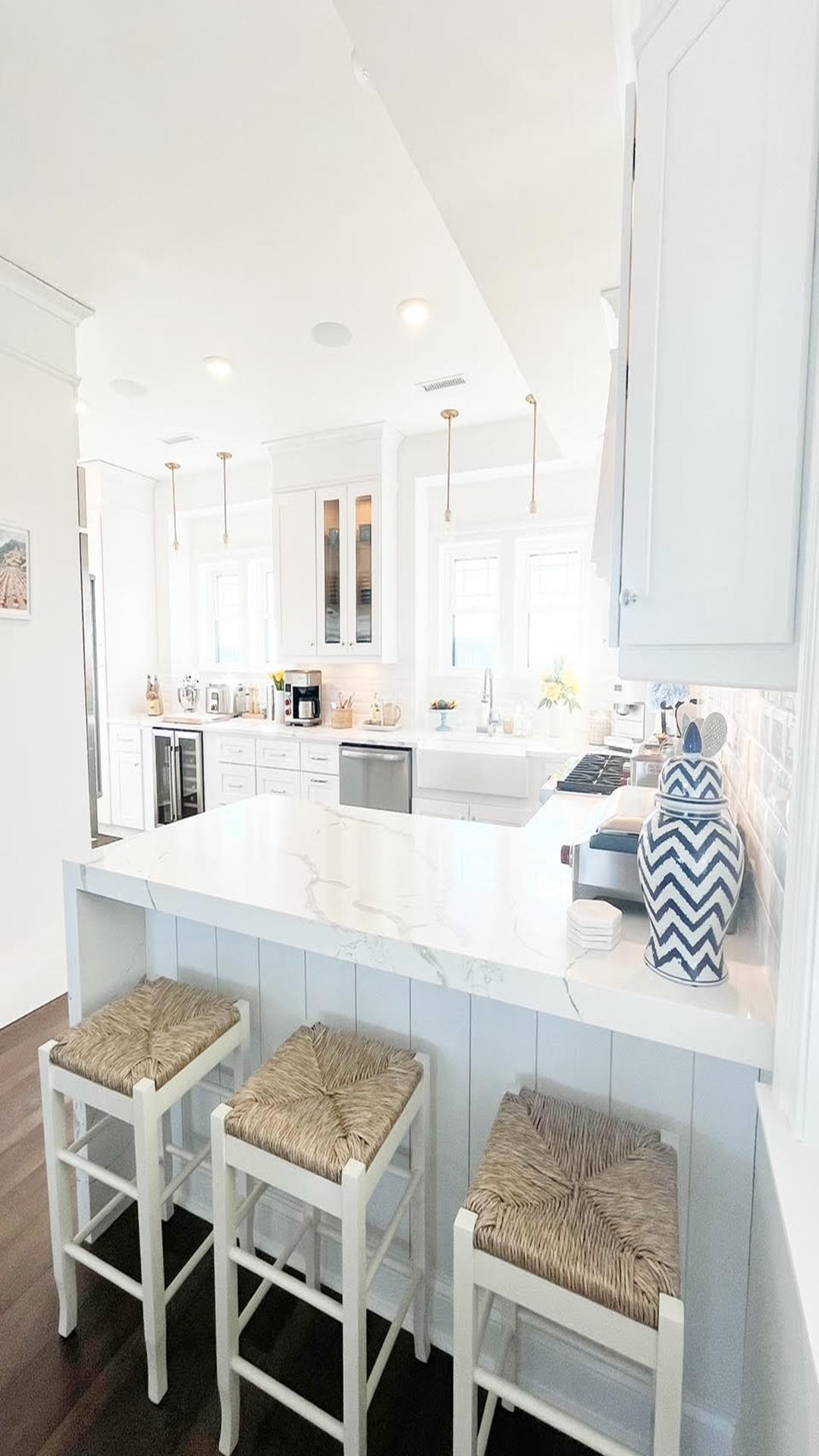 414 Old Avalon Boulevard, Avalon (All Locations)