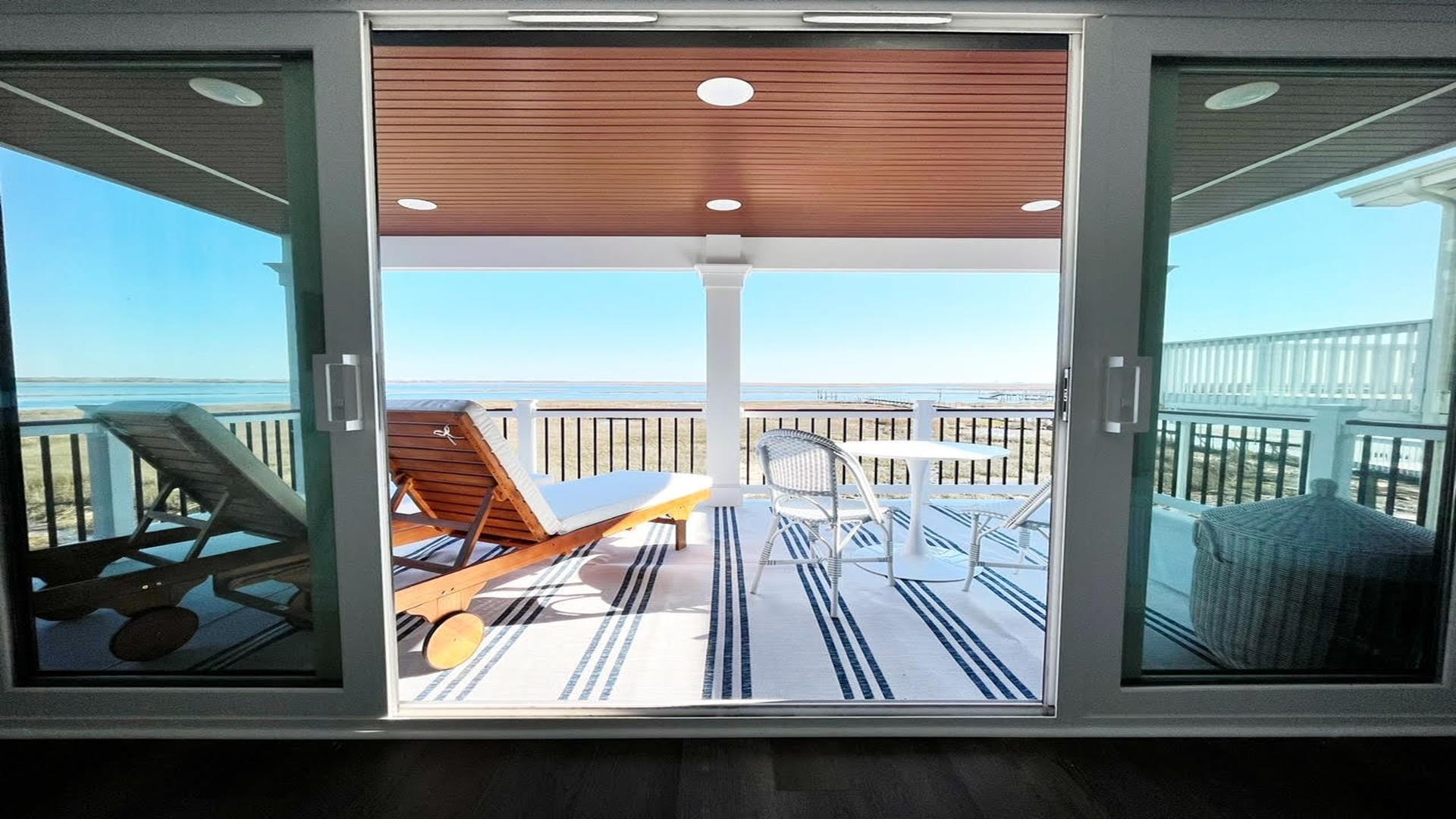 414 Old Avalon Boulevard, Avalon (All Locations)