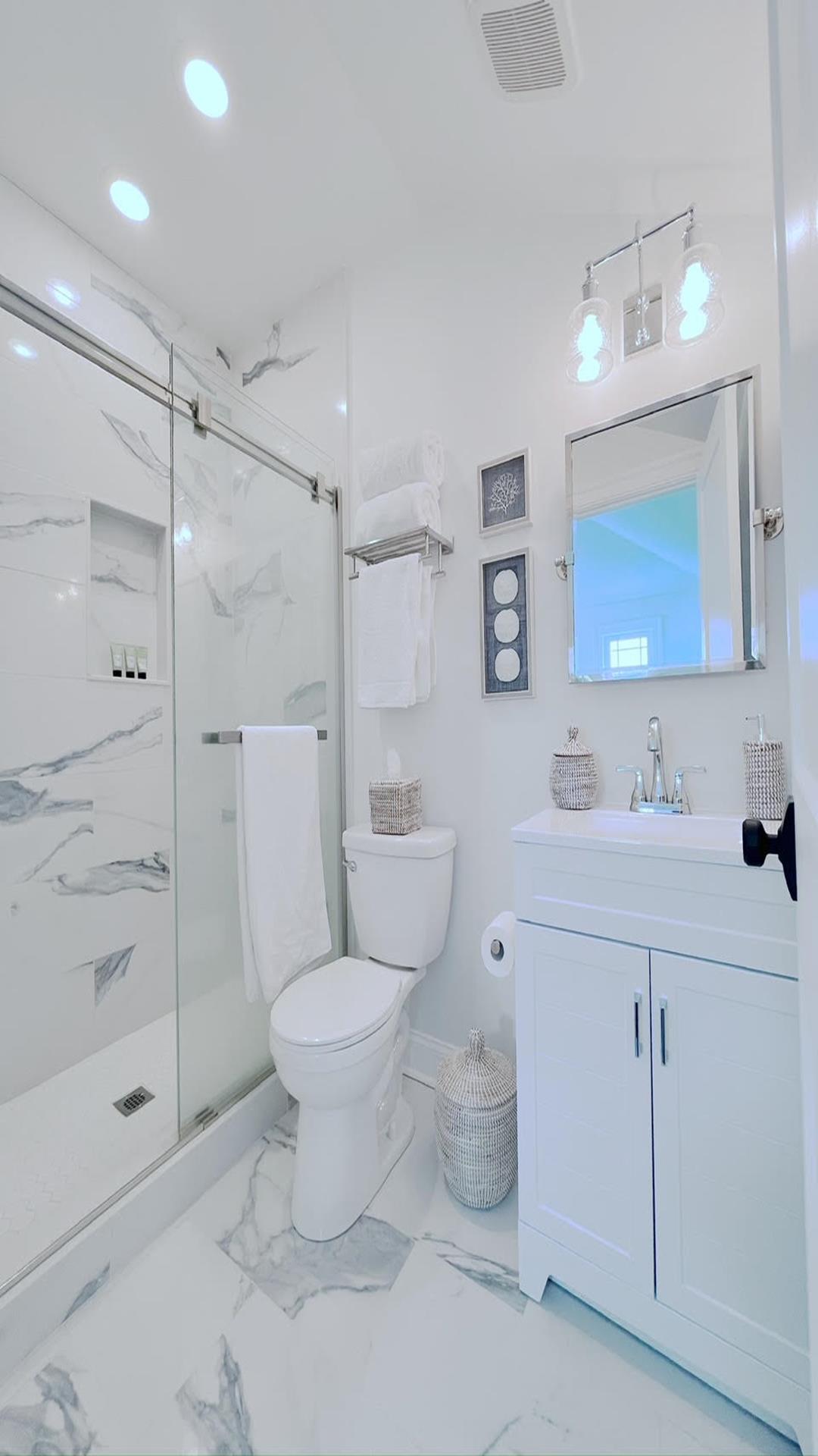 414 Old Avalon Boulevard, Avalon (All Locations)