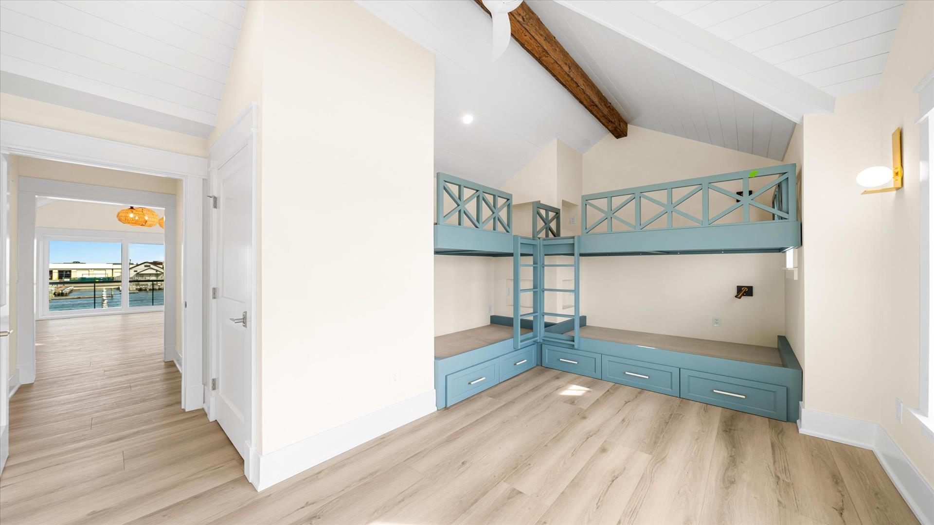 Diller Fisher Realtors | 372 83rd Street, Stone Harbor | Vacation